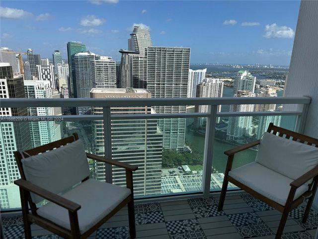 $3,600 | 950 Brickell Bay Drive, Unit 5402 | Brickell