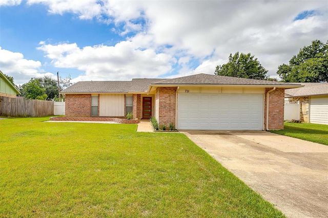 $290,000 | 721 Thornwood Trail | Grand Prairie