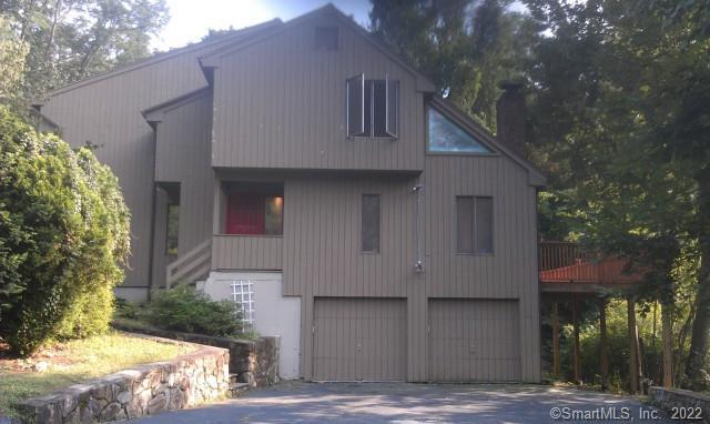 a house view with a outdoor space