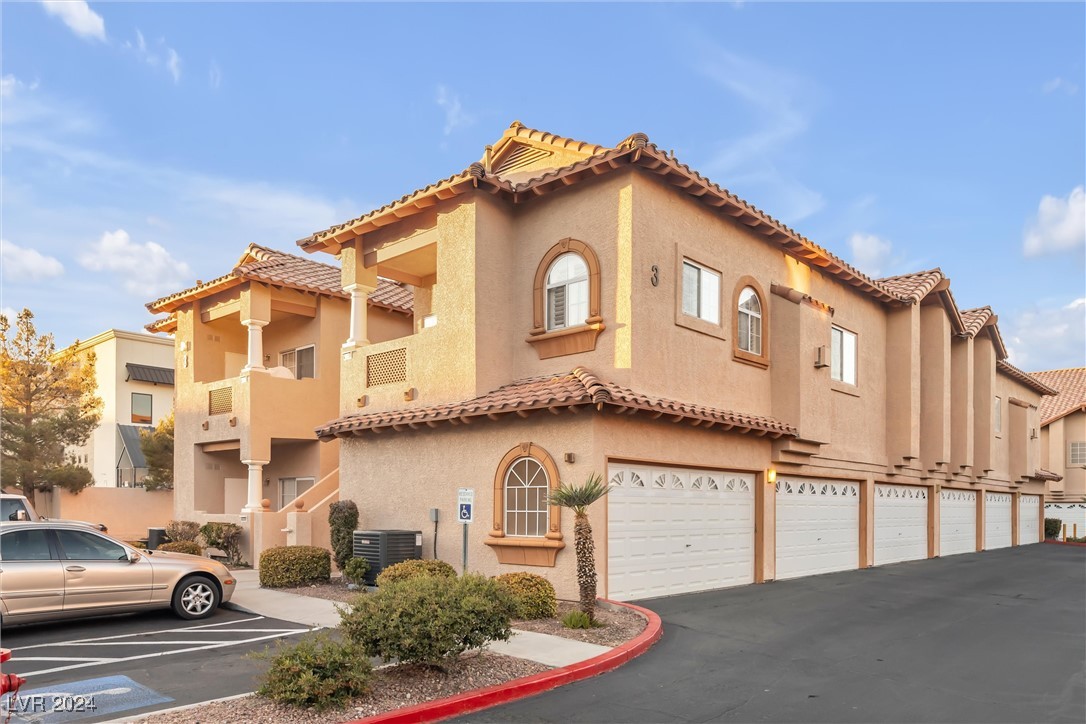 RARE Henderson Condo with two car garage!