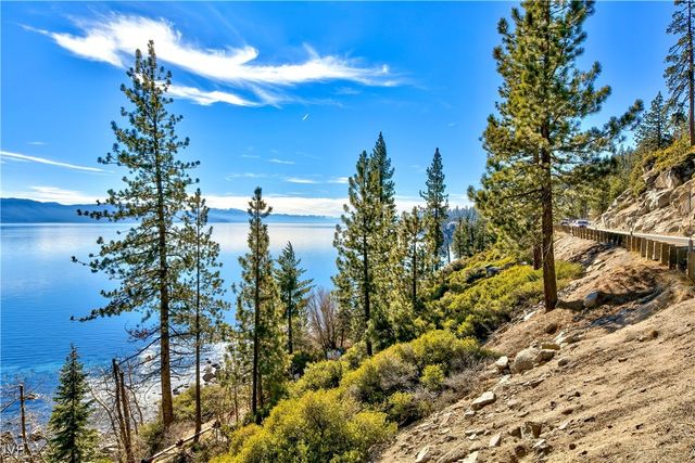 $5,700,000 | 451 Lakeshore Boulevard | Lakefront Lake Tahoe Nevada