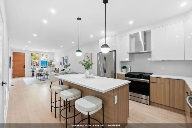 $1,599,000 | 111 Broadway | Marion