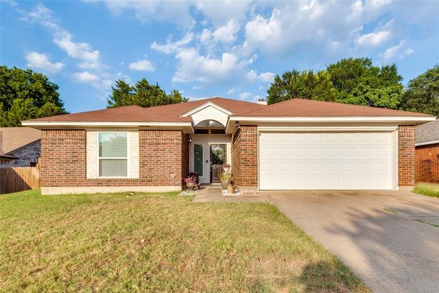 $298,900 | 6728 Cedar Shadow Drive | Southwest Dallas