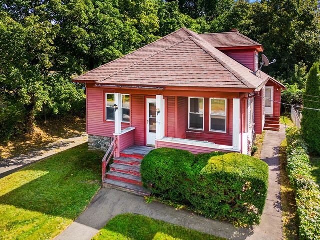 $399,000 | 89 Pleasant Street | Central Methuen