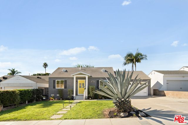 $1,199,000 | 8741 Airlane Avenue | Westchester