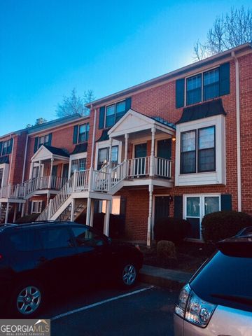 $1,925 | 200 East Cloverhurst Avenue, Unit 8 | Midtown-Bloomfield