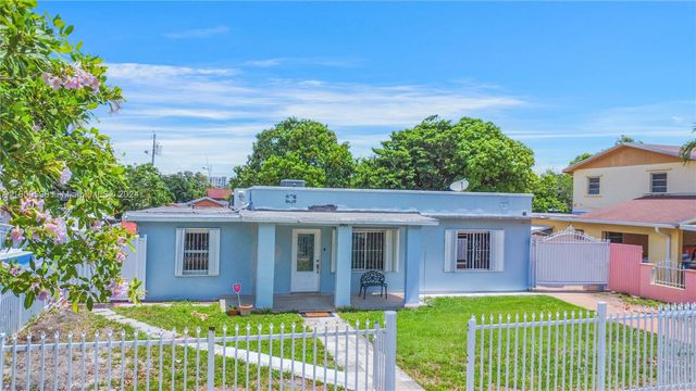 $700,000 | 961 East 18th Street | Hialeah Acres