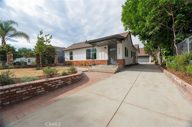 $1,249,000 | 6629 Kraft Avenue | North Hollywood