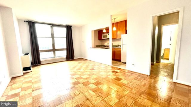 $2,000 | 1260 21st Street Northwest, Unit 1009 | Dupont Circle