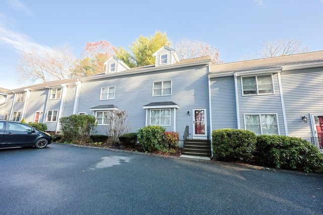 $439,900 | 53 Pinecrest Village, Unit 53 | Woodville