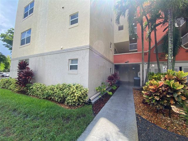 $264,000 | 8363 Lake Drive, Unit 101 | Doral