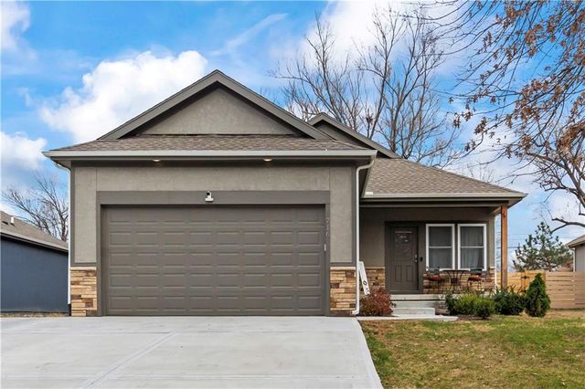 $405,000 | 716 North Stevenson Street | Olathe Original Town