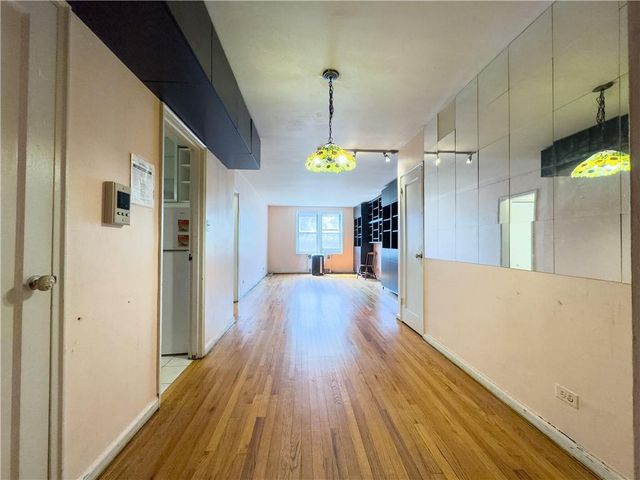 $144,999 | 5615 Netherland Avenue, Unit 1E | North Riverdale