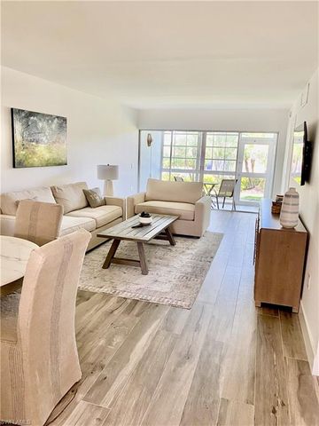 $669,000 | 256 Banyan Boulevard, Unit 256 | Coquina Sands