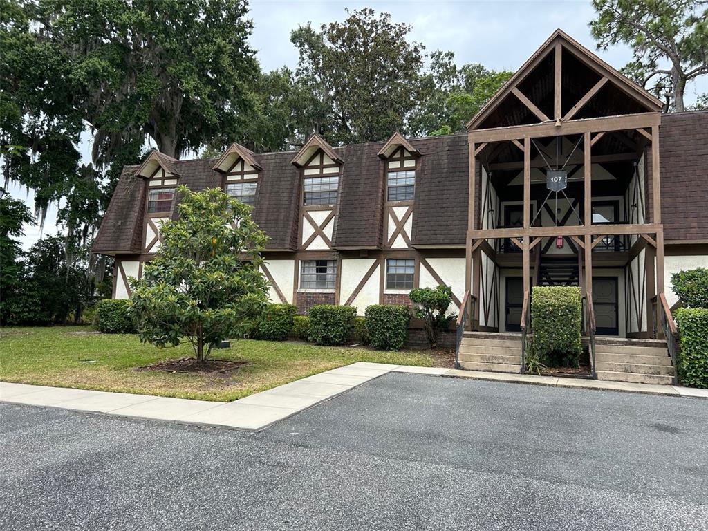 front view of house with a yard