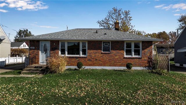 $224,900 | 1121 Parker Boulevard | Kenilworth