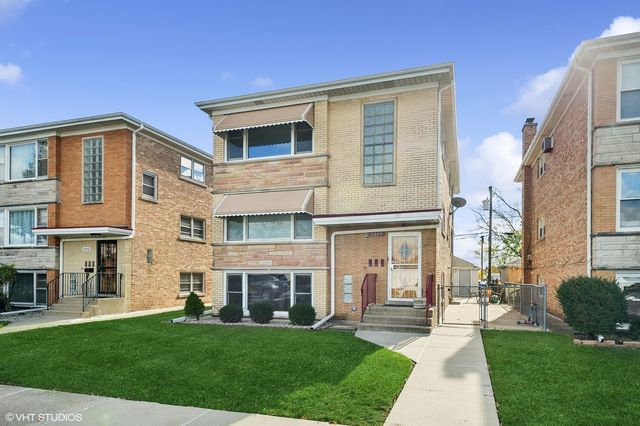 $2,100 | 6845 West Leland Avenue, Unit 2 | Harwood Heights