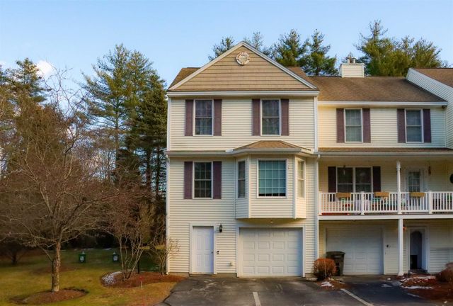 $2,950 | 15 Mulberry Lane, Unit 15 | Amherst