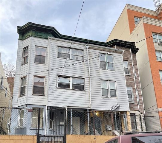 $999,999 | 2711 Decatur Avenue | Fordham Manor