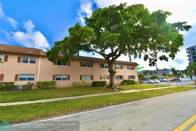 $210,000 | 650 Southwest 2nd Avenue, Unit 256 | Southeast Boca Raton