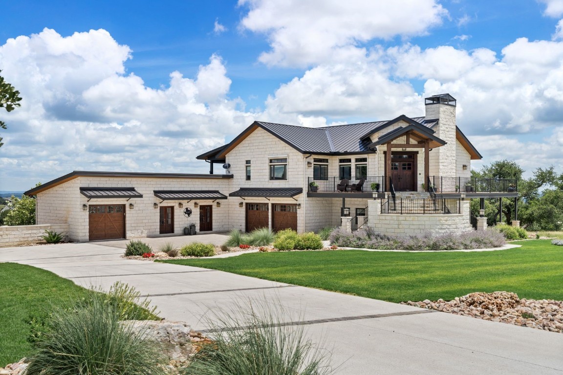 Custom built stunning home in The Point at Vineyard Ridge