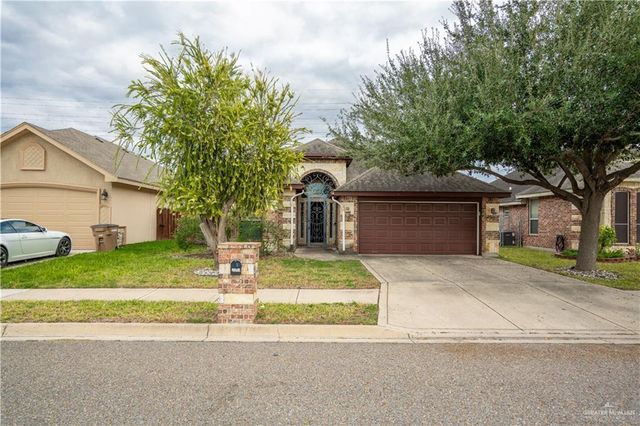 $215,000 | 2434 North Opal Drive | Edinburg