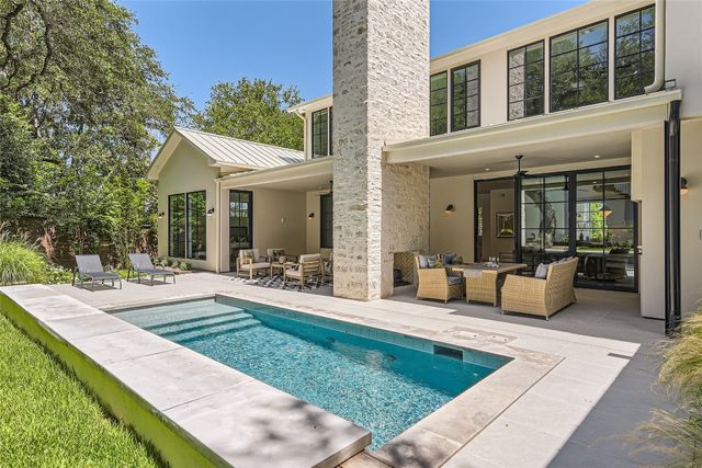 $3,850,000 | 2328 Westforest Drive | Barton Hills