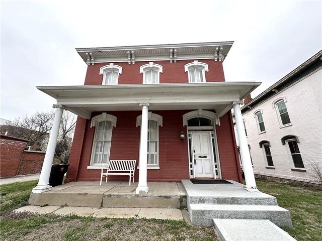 $164,900 | 510 North Fourth Street | Robidoux Hill Historic District