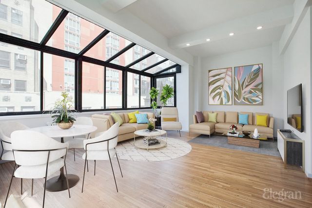 $999,000 | 348 West 36th Street, Unit 8N | Hudson Yards