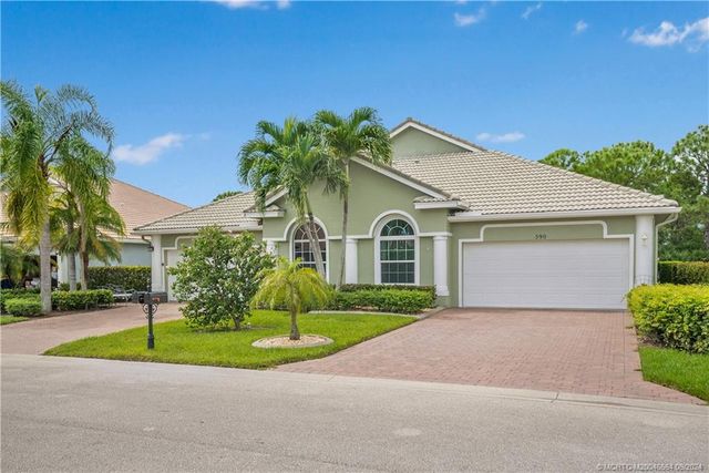 $450,000 | 590 Northwest Red Pine Way | Jensen Beach