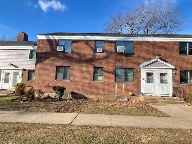 $355,000 | 67-27 218th Street, Unit 211 1 | Oakland Gardens