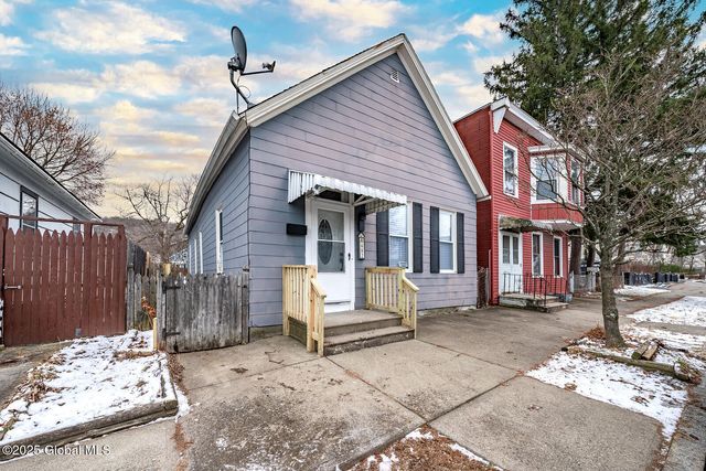 $159,900 | 482 6th Avenue | Lansingburgh