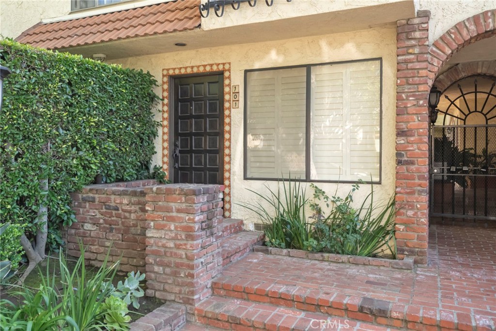 a view of front door of house