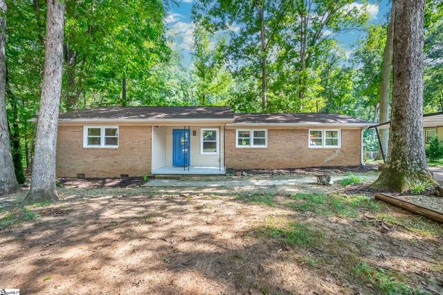 $269,999 | 113 Anglewood Drive | Simpsonville