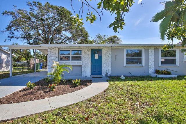 $280,000 | 1007 27th St Court East | Braden River West