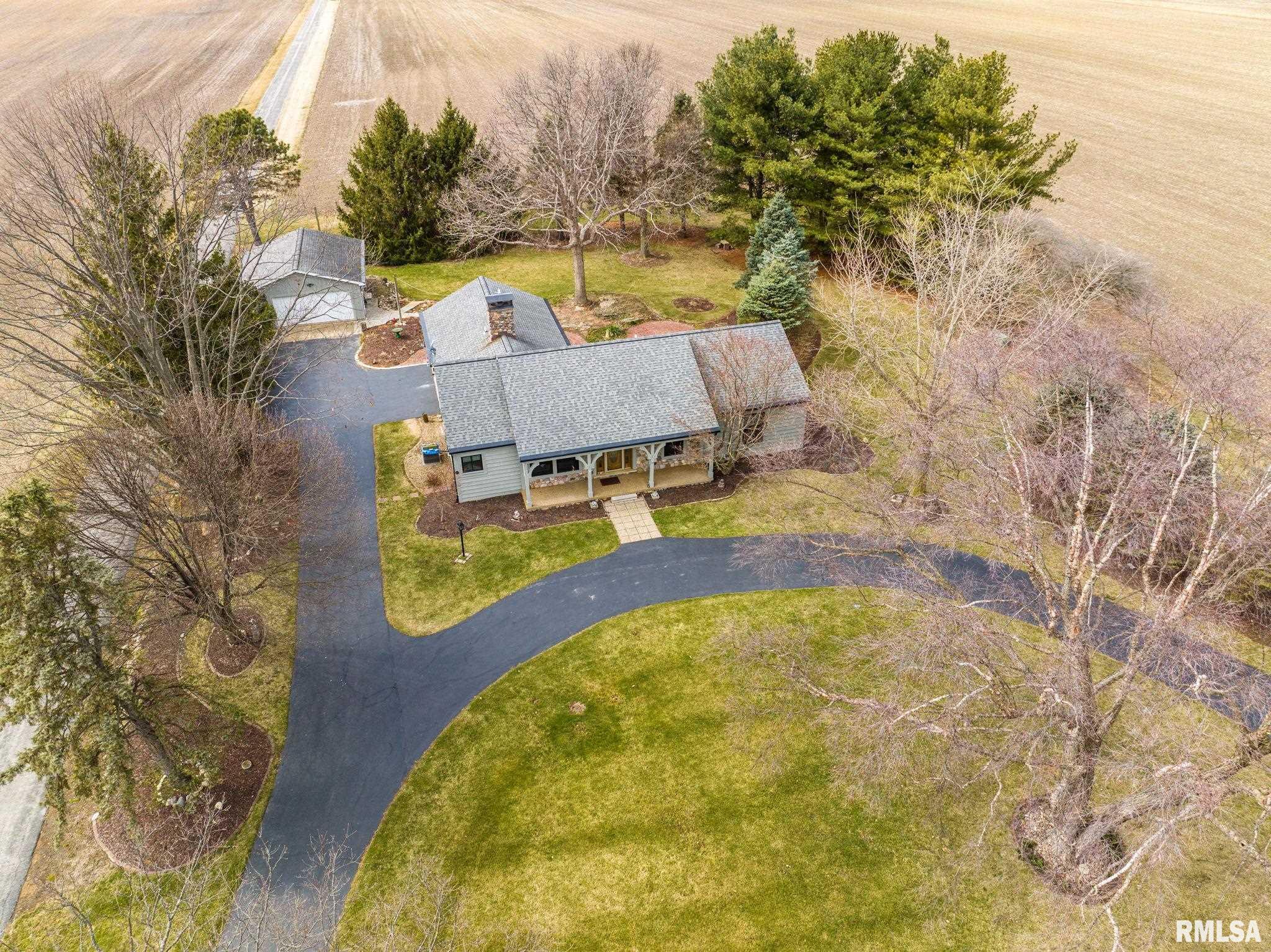 7201 North Gilles Road, Edwards, IL 61528