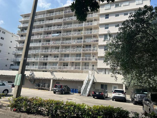 $2,800 | 1300 Lincoln Road, Unit A101 | Lincoln Towers Condominiums