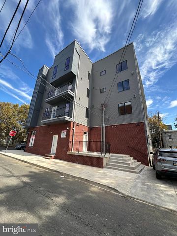 $1,400 | 914-18 West Susquehanna Avenue, Unit 1 | Hartranft