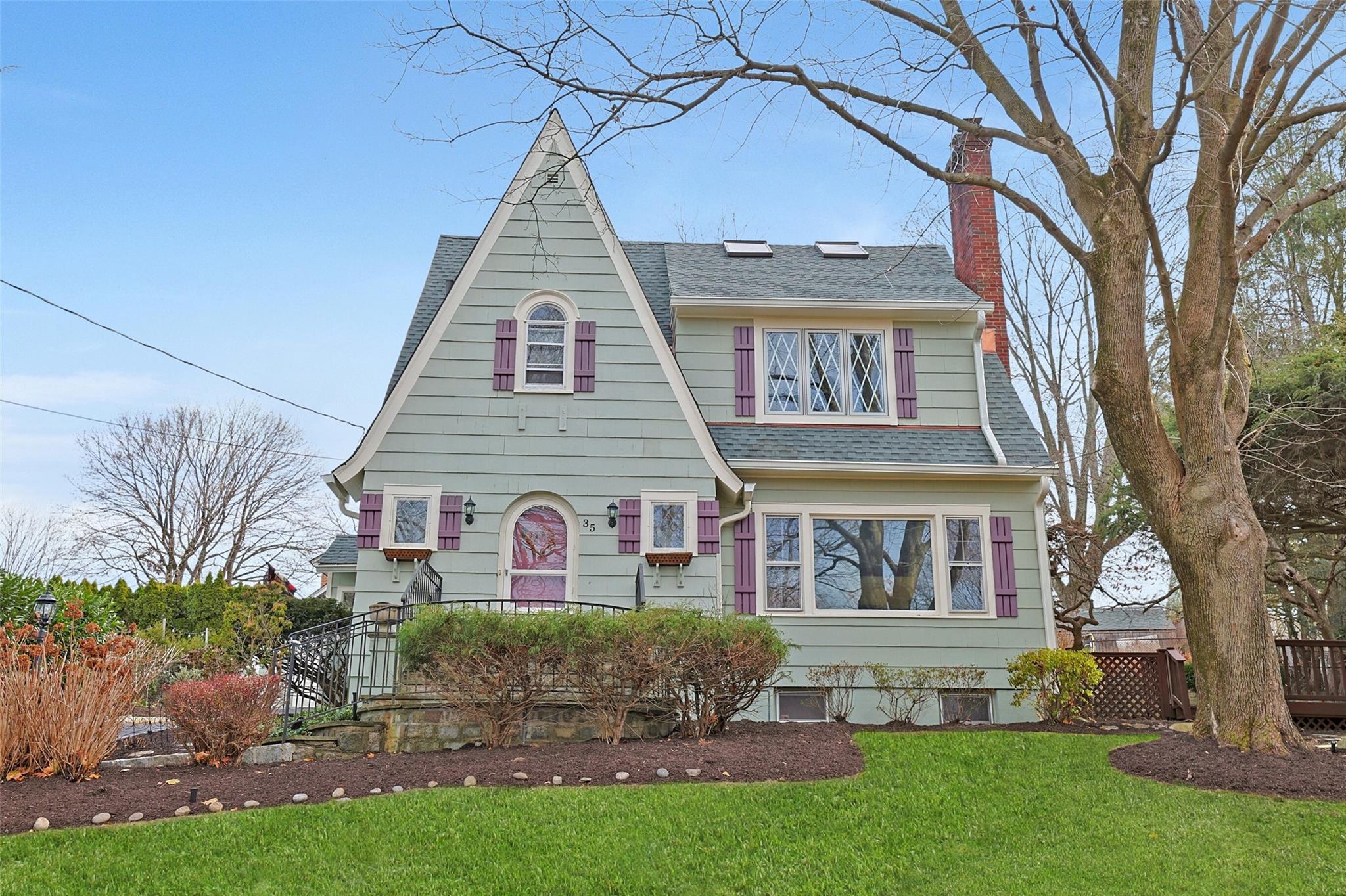 front view of house with a yard