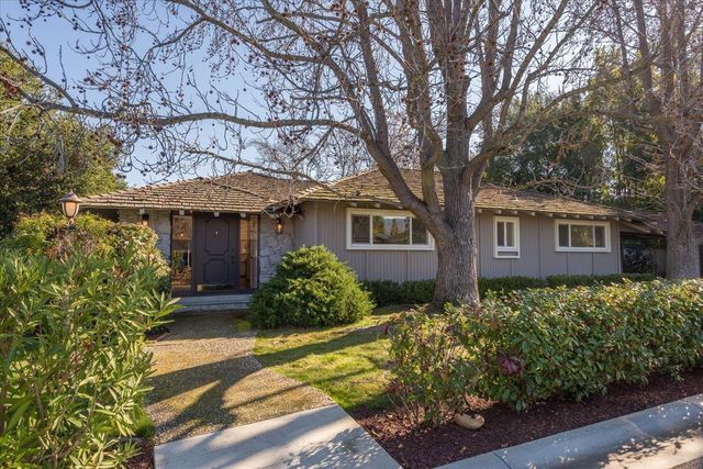 $2,695,000 | 17222 La Rinconada Drive | West Los Gatos