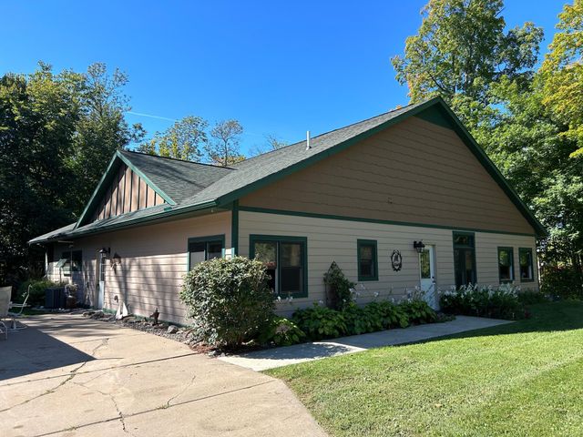 $449,000 | 32649 185th Street | Lakeside Township - Aitkin County