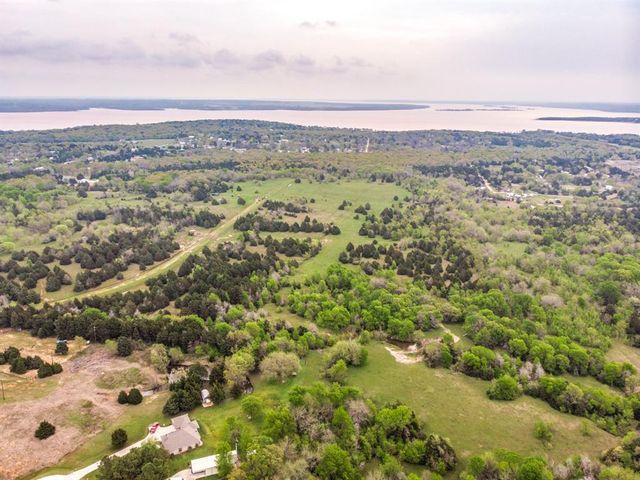 $5,640,000 | 216 Red River Drive | Whitesboro