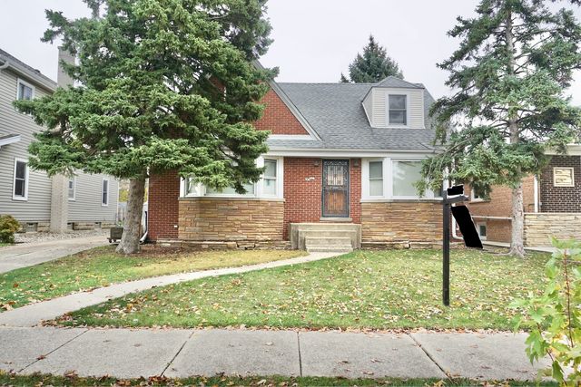 $429,000 | 4727 North Newcastle Avenue | Harwood Heights