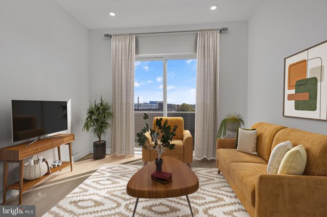 $2,103 | 1731 Tilghman Street, Unit 307 | West Kensington