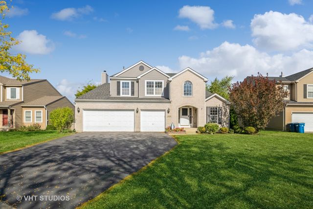 $529,000 | 2020 Norwich Drive | Tri Village