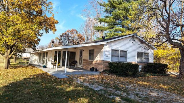 $319,999 | 1911 Kroemer Road | Northwest Fort Wayne