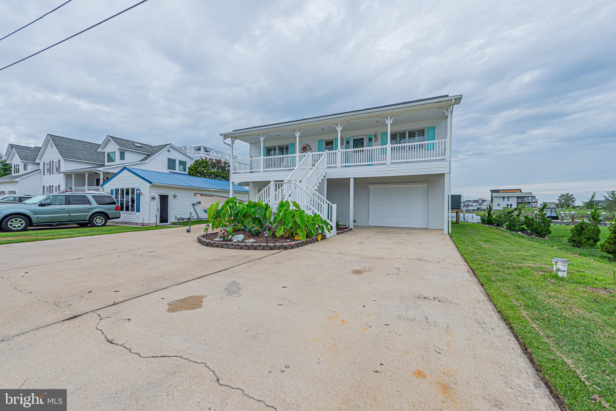 front view of house with a yard