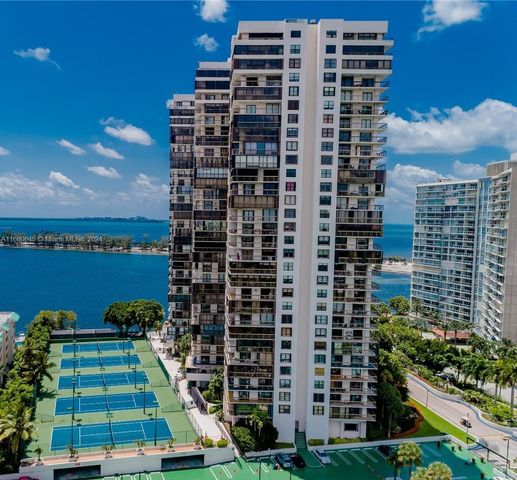 $775,000 | 2333 Brickell Avenue, Unit 2611 | Brickell Bay Club