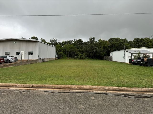 $199,990 | 207 Industrial Boulevard | Cedar Park