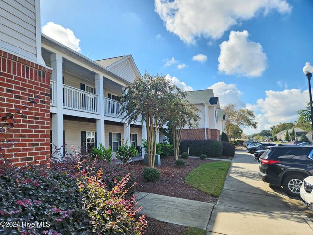 $258,600 | 1604 Willoughby Park Court, Unit 8 | Willoughby Park